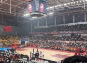 开云体育中国-包含球迷狂欢：球队在主场击败劲敌士气大振的词条