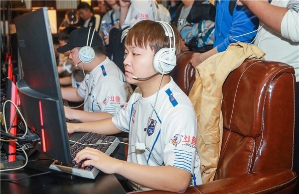 田径锦标赛竞技激情,冠军殊荣花落谁家的简单介绍 田径锦标赛竞技激情,冠军殊荣花落谁家的简单介绍