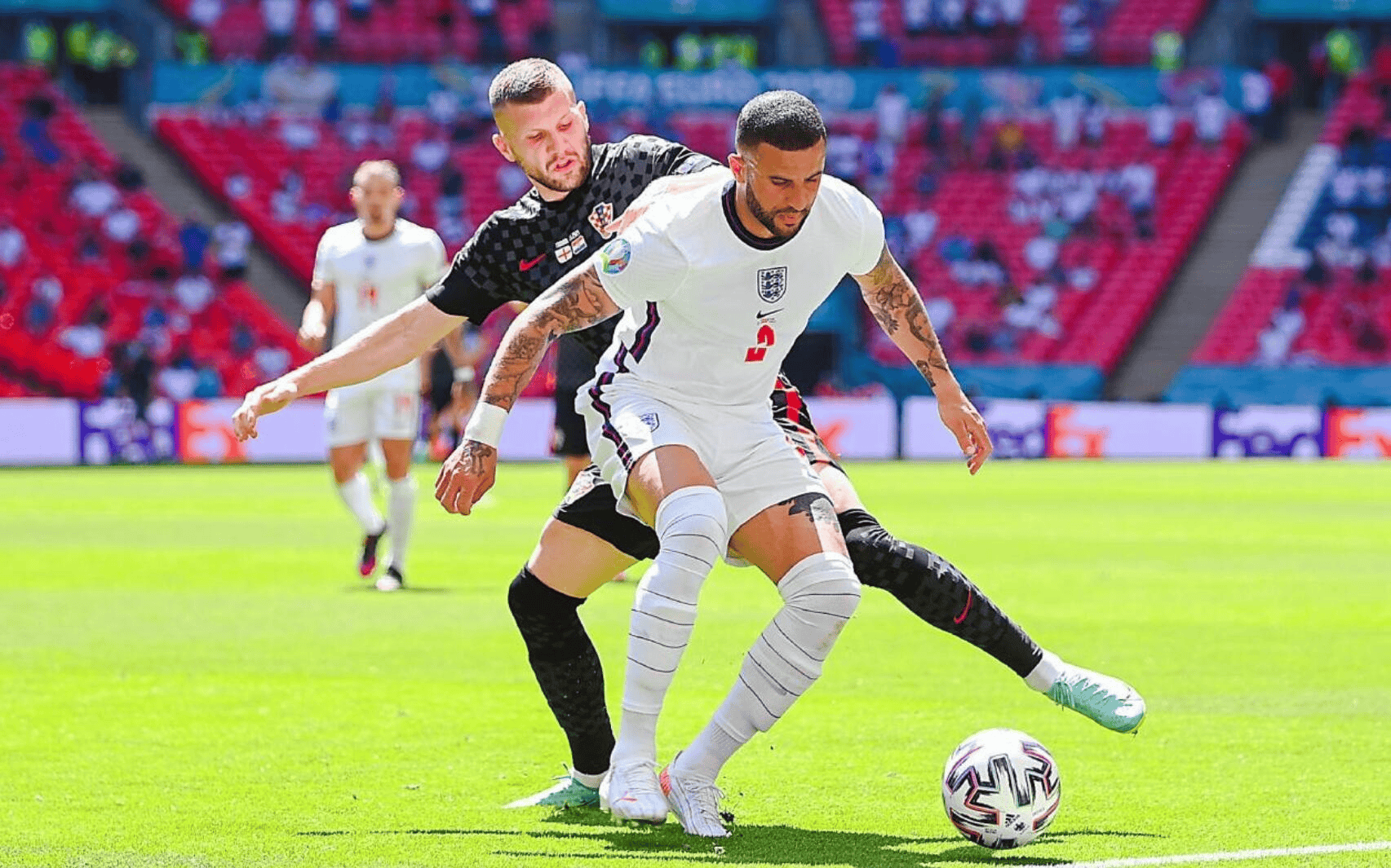 包含克罗地亚主场-完胜斯洛文尼亚，实现大胜的词条