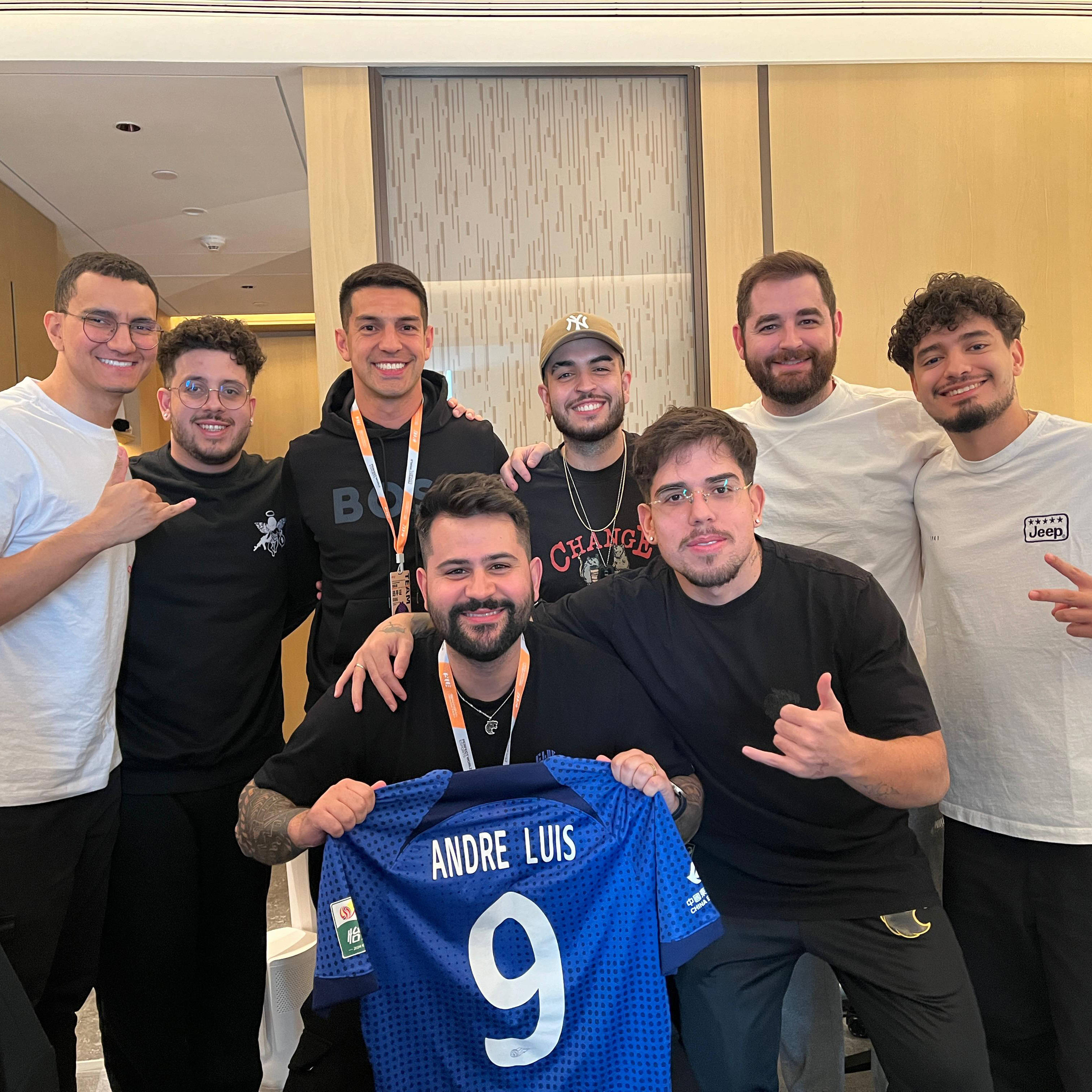 几内亚队在比赛中取得重要胜利的简单介绍