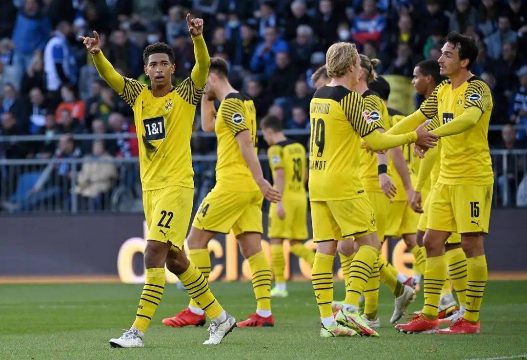 多特蒙德攻势如潮，成功逆转晋级的简单介绍