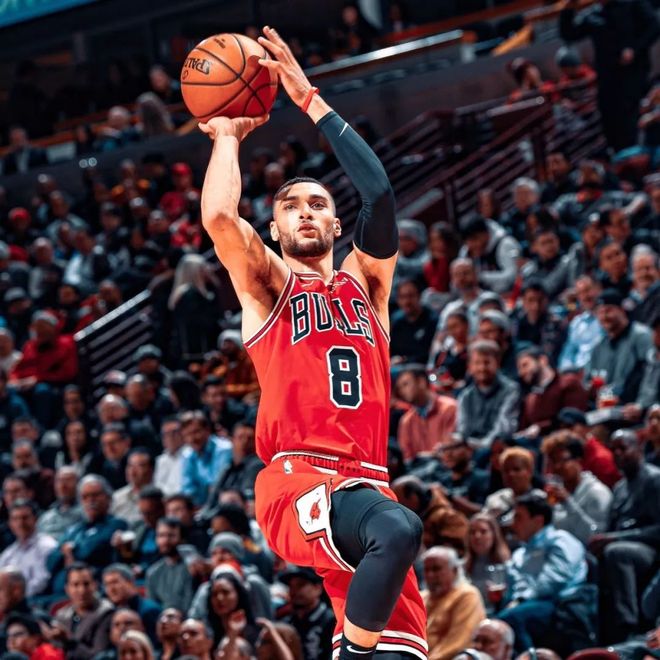 国王逆转快船，拉文刷新纪录的简单介绍