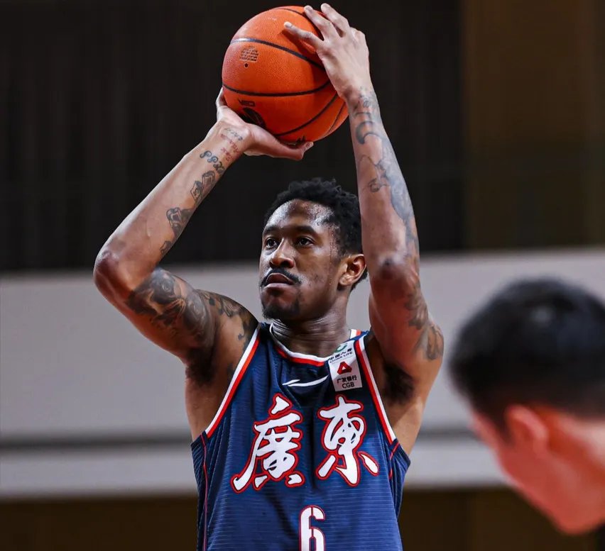 广东宏远遭遇难堪失利,排名下滑至第五名 广东宏远遭遇难堪失利,排名下滑至第五名