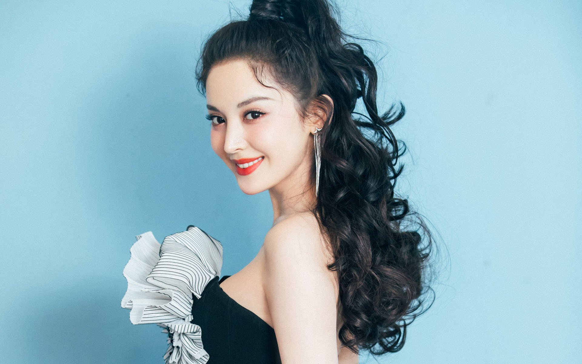 利拉德用时针射落金州,那一秒,是永恒