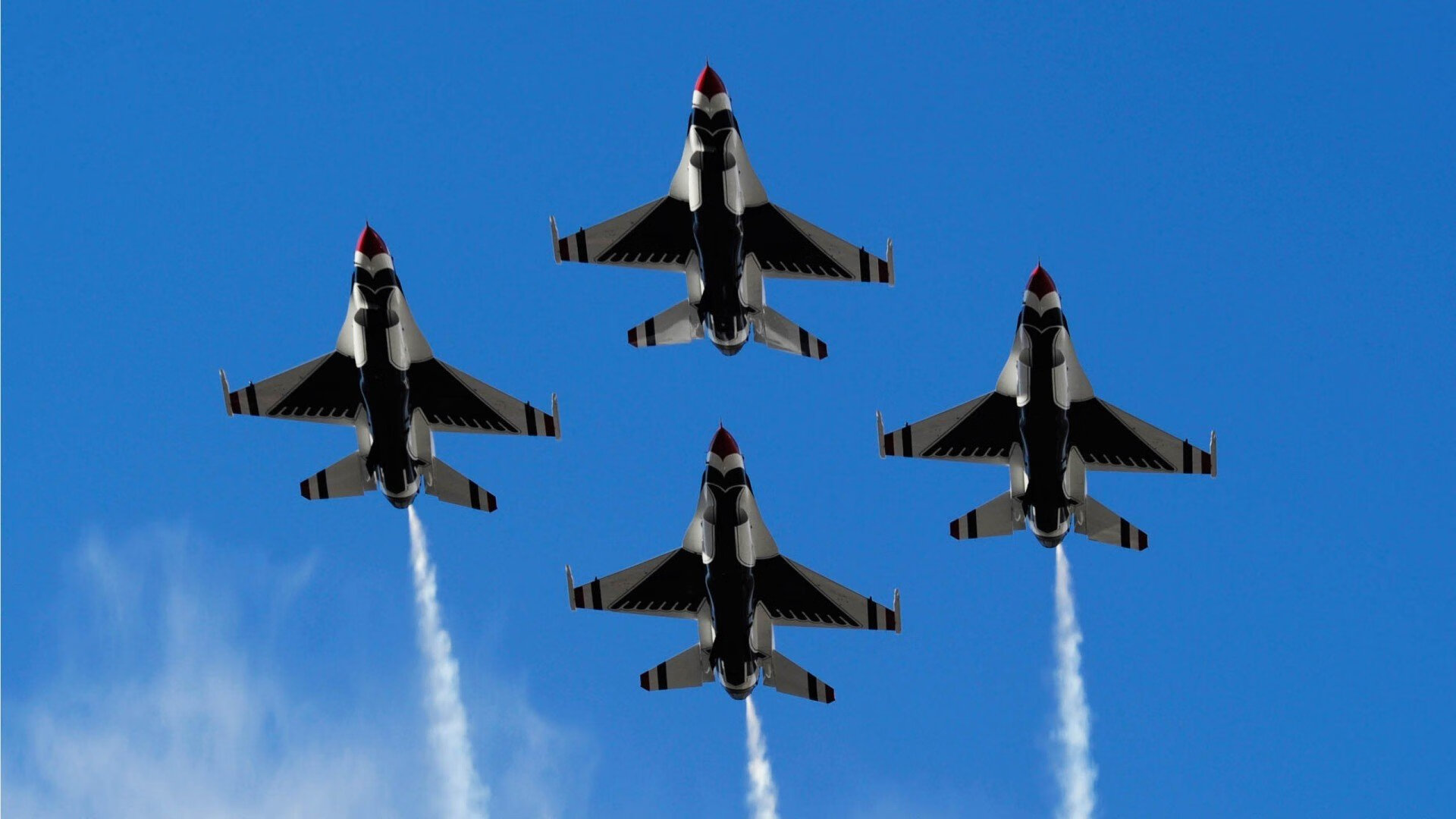 双线奇迹，李刚仁破纪录之夜，AC米兰绝杀德国战车